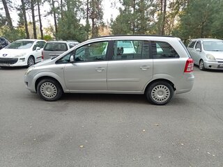 2012 Opel Zafira B Рестайлинг, серый, 685000 рублей, вид 5