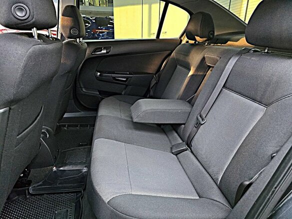 2013 Opel Astra H Рестайлинг, чёрный, 849000 рублей - вид 18