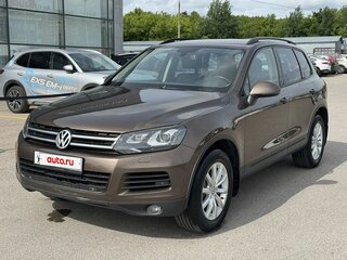 2014 Volkswagen Touareg II, коричневый, 1900000 рублей, вид 1