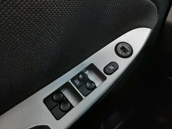 2012 Hyundai Solaris I, белый, 780000 рублей - вид 15