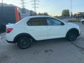 2019 Renault Logan Stepway II Рестайлинг, белый, 570000 рублей, вид 3