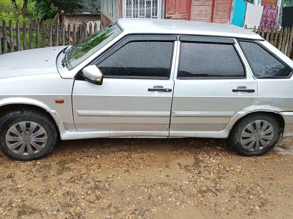 2011 Lada (ВАЗ) 2114, серебристый, 180000 рублей - вид 2