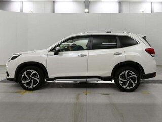 2022 Subaru Forester V Рестайлинг, белый, 2568000 рублей, вид 4