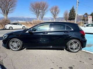 2016 Mercedes-Benz A-Класс 180 III (W176) Рестайлинг, чёрный, 990000 рублей, вид 4