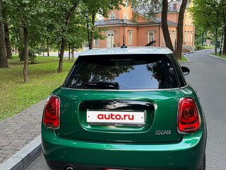 2021 Mini Hatch Cooper III (F55/F56) Рестайлинг, зелёный, 2990000 рублей, вид 2