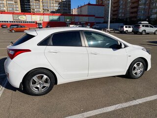 2015 Hyundai i30 II Рестайлинг, белый, 1320000 рублей, вид 2