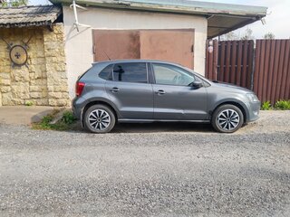 2011 Volkswagen Polo V, серый, 560000 рублей, вид 3