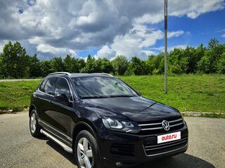 2011 Volkswagen Touareg II, чёрный, 2050000 рублей, вид 2