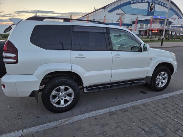 2002 Toyota Land Cruiser Prado 120 Series, белый, 2250000 рублей - вид 17