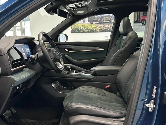 2023 Geely Monjaro I, синий, 2390000 рублей - вид 6
