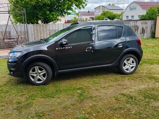 2017 Renault Sandero Stepway II, чёрный, 1090000 рублей, вид 5