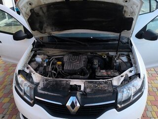 2017 Renault Logan II, белый, 570000 рублей, вид 3