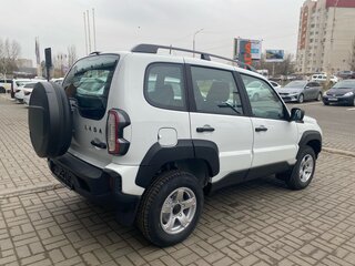 2026 Lada (ВАЗ) Niva Travel I Рестайлинг, белый, 1603000 рублей, вид 5