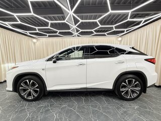 2018 Lexus RX 300 IV, белый, 4499900 рублей, вид 3