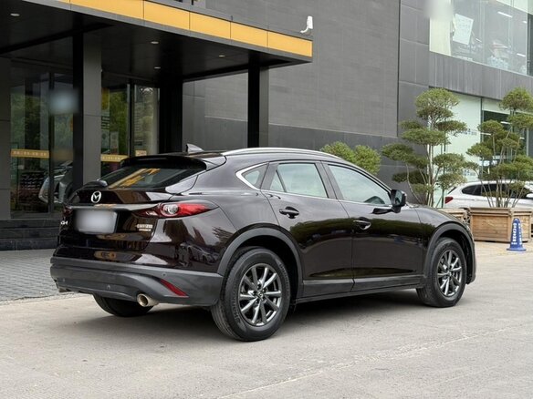 2020 Mazda CX-4 I Рестайлинг, пурпурный, 1800000 рублей - вид 4