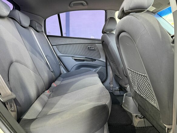 2011 Kia Rio II Рестайлинг, бежевый, 570000 рублей - вид 11