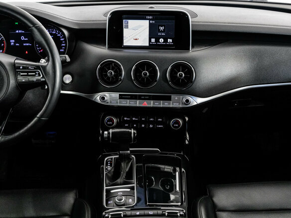 2019 Kia Stinger I, белый, 2099000 рублей - вид 16
