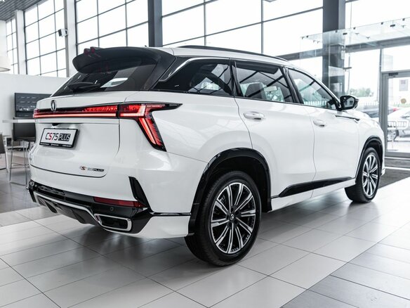 2025 Changan CS75 Plus III, белый, 3669900 рублей - вид 4