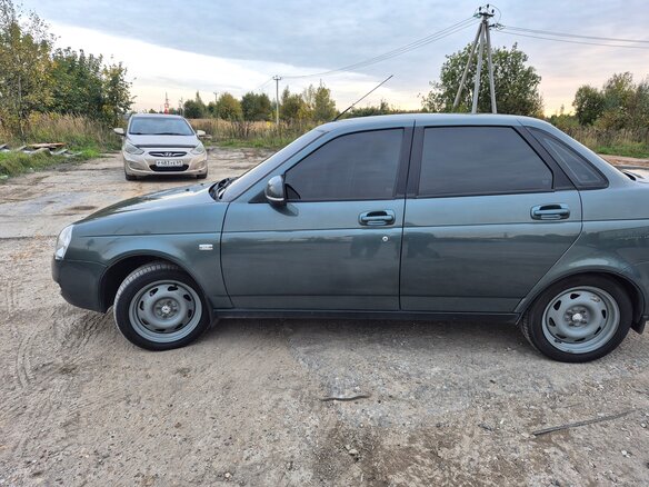 2011 Lada (ВАЗ) Priora I, серый, 420000 рублей - вид 6