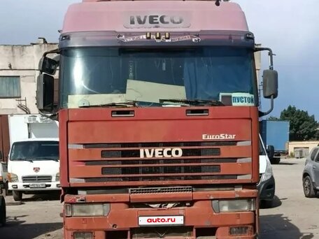 2002 Iveco EuroStar, красный, 2000000 рублей, вид 3
