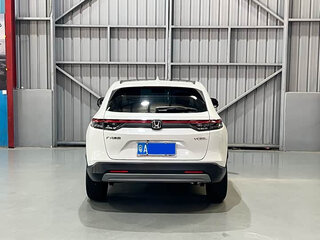 2023 Honda Vezel II, белый, 1905280 рублей, вид 5