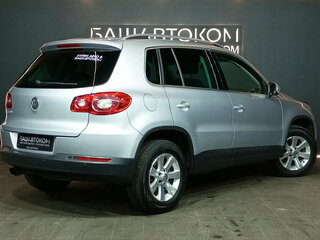 2011 Volkswagen Tiguan I, серебристый, 1149000 рублей, вид 4