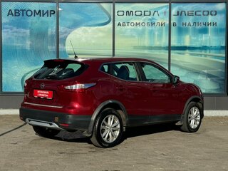 2016 Nissan Qashqai II, красный, 1410000 рублей, вид 5