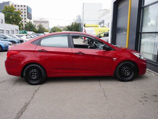 2011 Hyundai Solaris I, красный, 460000 рублей, вид 4