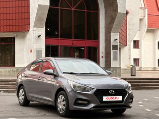 2017 Hyundai Solaris II, серый, 890000 рублей, вид 2