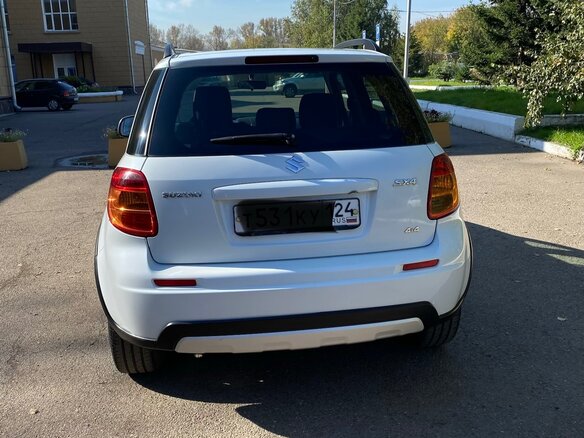 2013 Suzuki SX4 I (Classic) Рестайлинг, белый, 1200000 рублей - вид 6