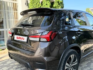 2020 Mitsubishi Outlander Sport I Рестайлинг 3, коричневый, 1800000 рублей, вид 3