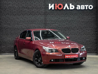 2004 BMW 5 серии 525i V (E60/E61), красный, 990000 рублей, вид 3