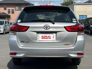2017 Toyota Corolla Fielder XI (E160, E170, E180) Рестайлинг 1, серебристый, 1050000 рублей, вид 5