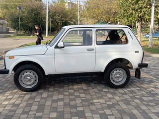 2008 Lada (ВАЗ) 2121 (4x4) I Рестайлинг, белый, 305000 рублей, вид 3