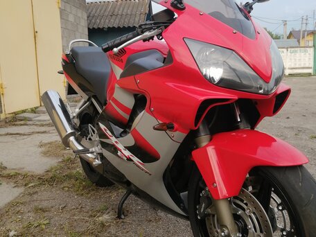 2005 Honda CBR 600F, красный, 585000 рублей, вид 2