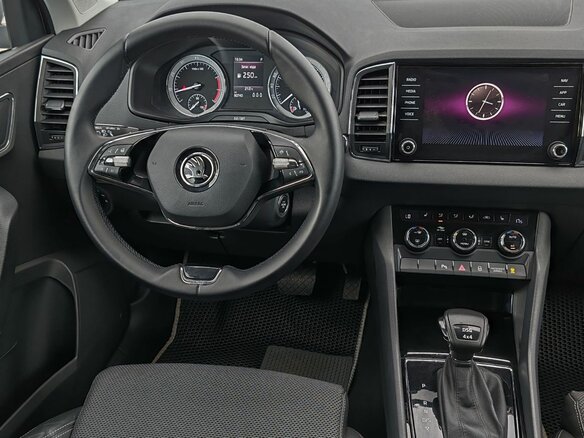 2021 Skoda Karoq DSG6 I, серебристый, 2540000 рублей - вид 10