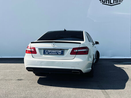2010 Mercedes-Benz E-Класс 300 IV (W212, S212, C207), белый, 1530000 рублей, вид 4