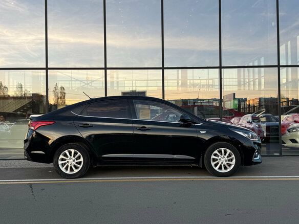 2020 Hyundai Solaris II, чёрный, 1290000 рублей - вид 2
