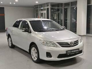 2010 Toyota Corolla X (E140, E150) Рестайлинг, серебристый, 1100000 рублей, вид 3