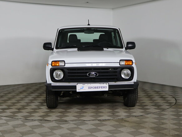 2024 Lada (ВАЗ) Niva Legend I, белый, 949990 рублей - вид 1