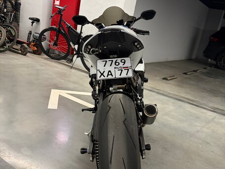 2020 BMW S 1000 RR, белый, 1800000 рублей, вид 4