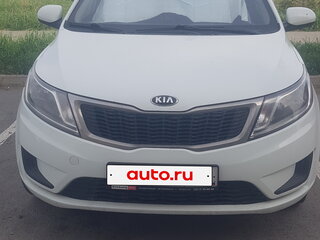 2013 Kia Rio III, белый, 850000 рублей, вид 1