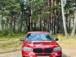 2017 BMW X6 30d II (F16), красный, 4000000 рублей, вид 5