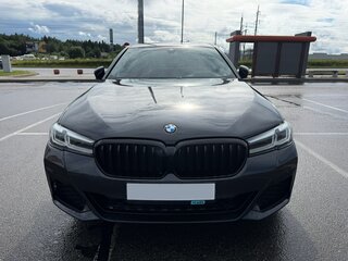 2022 BMW 5 серии 530i xDrive VII (G30/G31/G38) Рестайлинг, серый, 4250000 рублей, вид 2