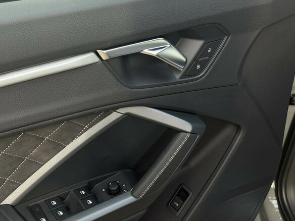 2026 Audi Q3 45 TFSI II (F3), серый, 4990000 рублей - вид 14