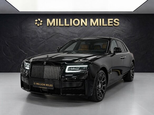 2023 Rolls-Royce Ghost Black Badge II (Series I), чёрный, 35000000 рублей