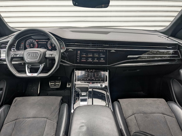 2019 Audi Q8 55 TFSI I (4M), серый, 4900000 рублей - вид 13