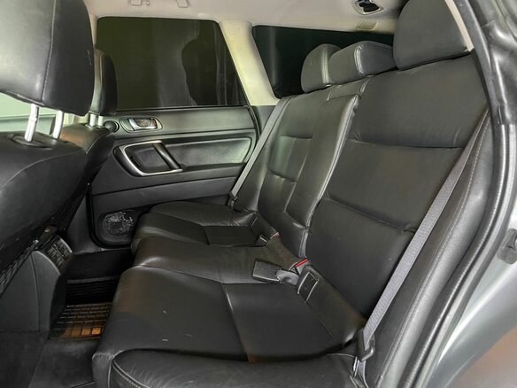 2008 Subaru Outback III Рестайлинг, серебристый, 1050000 рублей - вид 7
