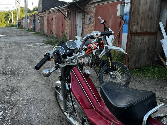 1999 Atlant 50cc, красный, 37000 рублей - вид 3