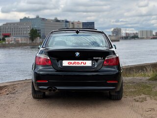 2008 BMW 5 серии 525i V (E60/E61) Рестайлинг, чёрный, 1270000 рублей, вид 4